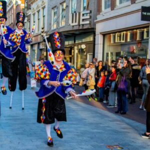 Cirque Masque parade - aanbod - parade - ohio evenementen artiesten